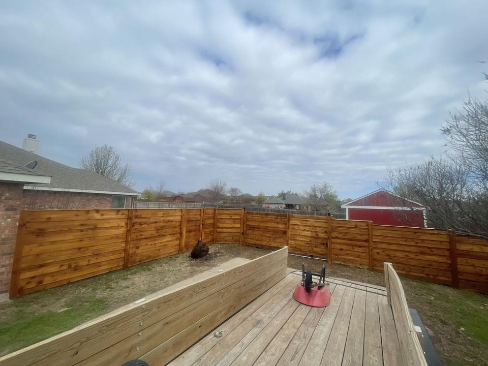 Six foot horizontal cedar fence in Midlothian, TX