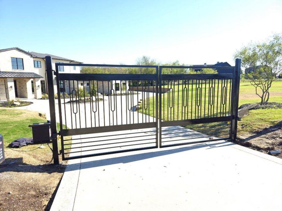 Dual iron swing gate with a LiftMaster gate opener